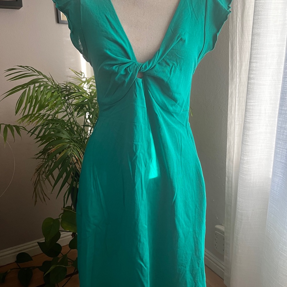 Gap green dress medium in like new condition